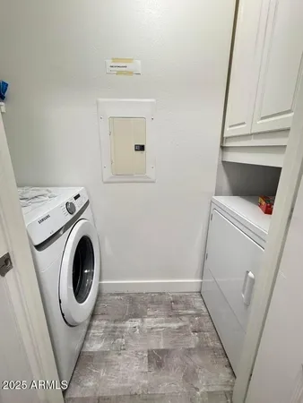 $1,800 | 1701 East Colter Street, Unit 250, Phoenix, AZ 85016