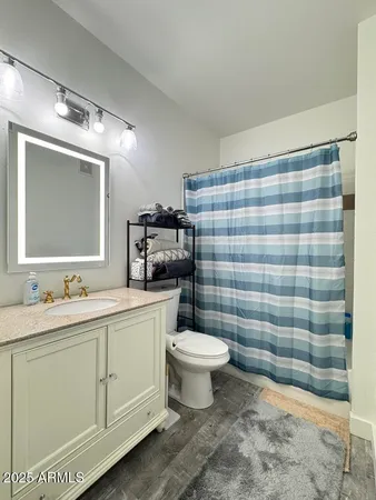 $1,800 | 1701 East Colter Street, Unit 250, Phoenix, AZ 85016