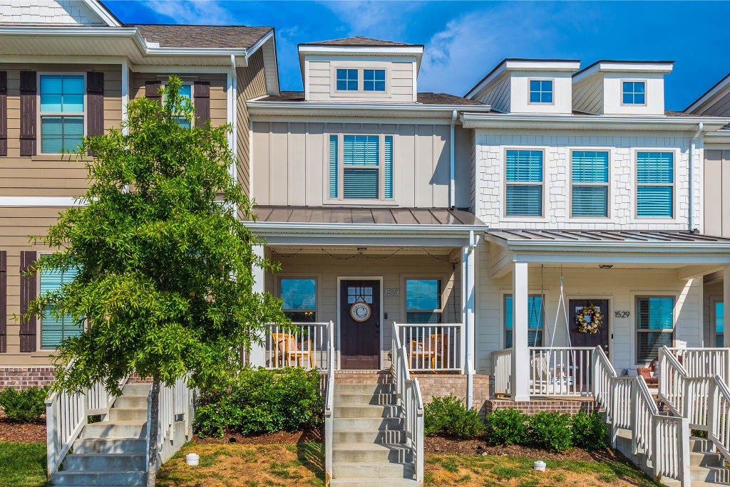 1527 White Tip Lane, Antioch, TN 37013 Compass