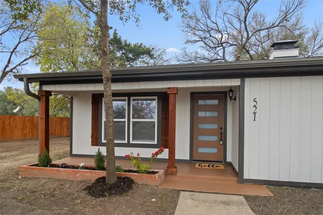 $292,000 | 521 South Main Street, Dawson, TX 76639