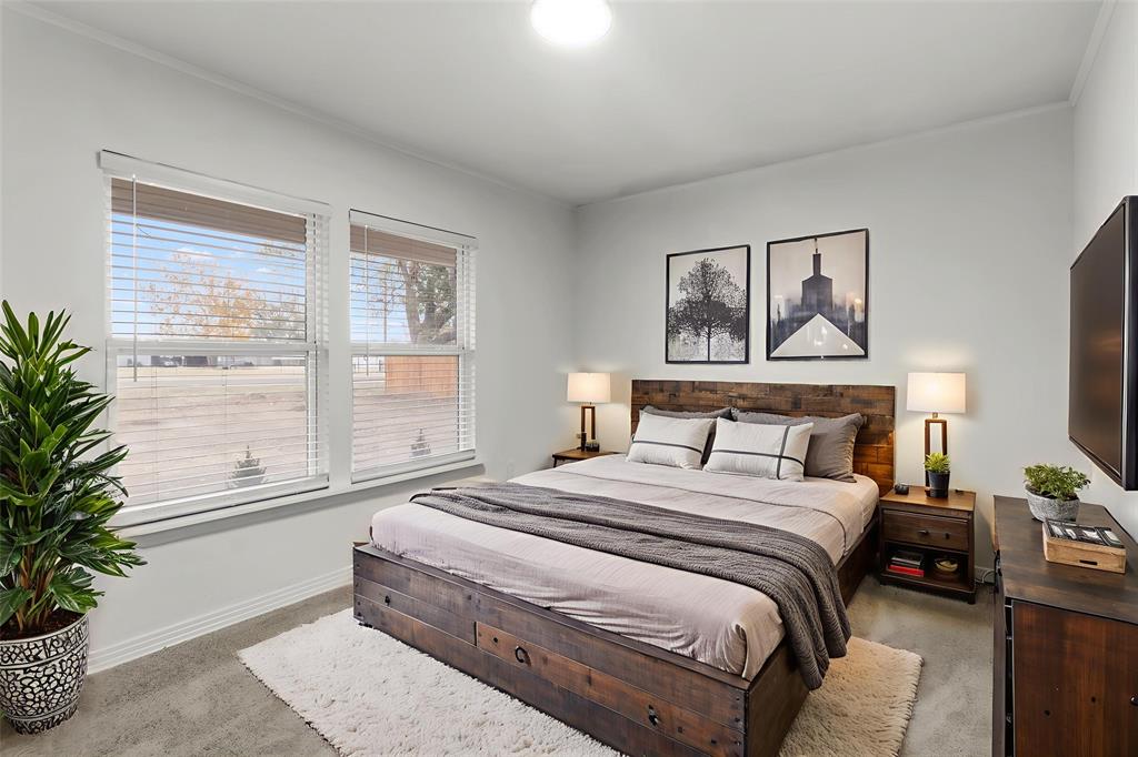 521 South Main Street Dawson, TX 76639 - Photo 11 of 19 Bedroom featuring carpet flooring and baseboards