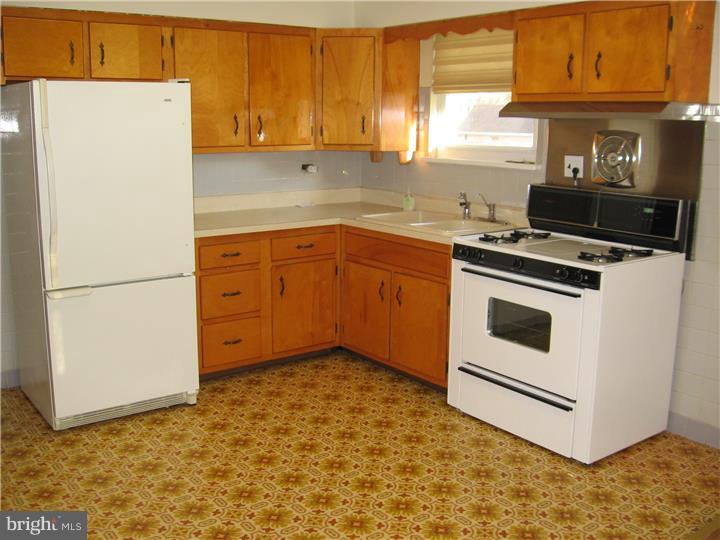 438 Spring Road Hammonton, NJ 08037 - Photo 3 of 14