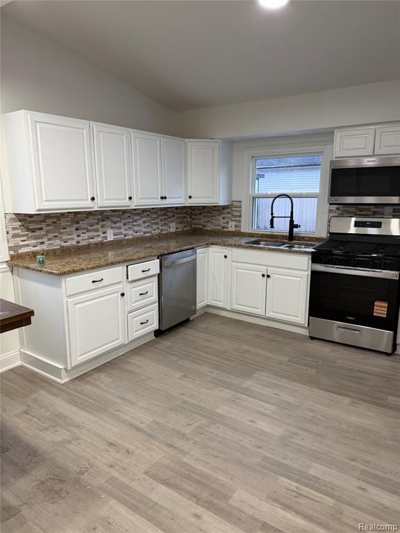 27284 Bunert Road Warren, MI 48088 - Photo 9 of 21