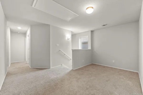 $2,000 | 3452 RedBud Grove, San Antonio, TX 78264