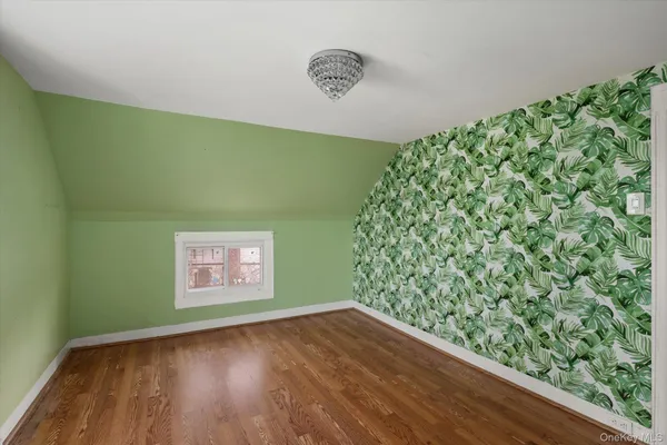 $828,888 | 140 Park Avenue, Roosevelt, NY 11575