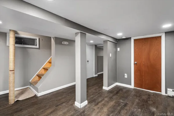 $828,888 | 140 Park Avenue, Roosevelt, NY 11575