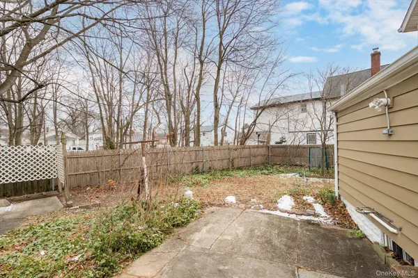 $828,888 | 140 Park Avenue, Roosevelt, NY 11575