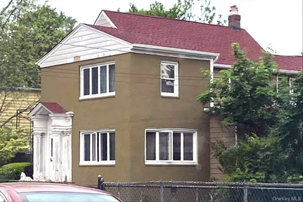 $828,888 | 140 Park Avenue, Roosevelt, NY 11575