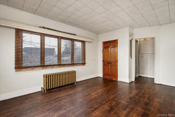 $828,888 | 140 Park Avenue, Roosevelt, NY 11575