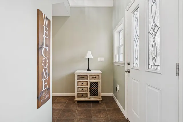 $699,000 | 10 Tow Road, Biddeford, ME 04005