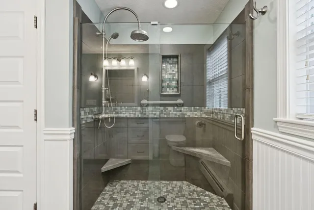 $699,000 | 10 Tow Road, Biddeford, ME 04005