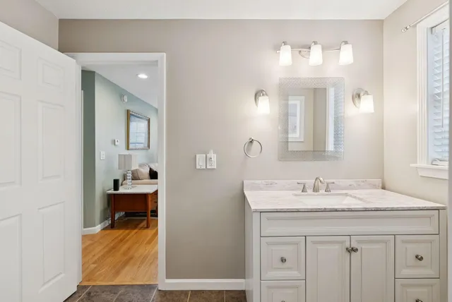 $699,000 | 10 Tow Road, Biddeford, ME 04005