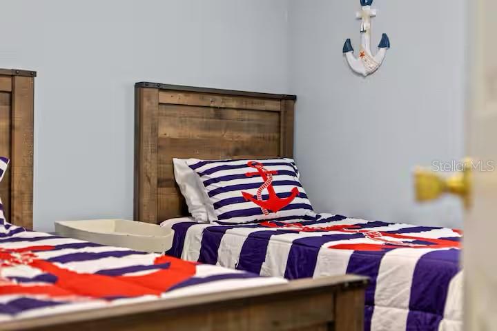 12381 Ridge Road Seminole, FL 33778 - Photo 21 of 35 Gallery Image 21