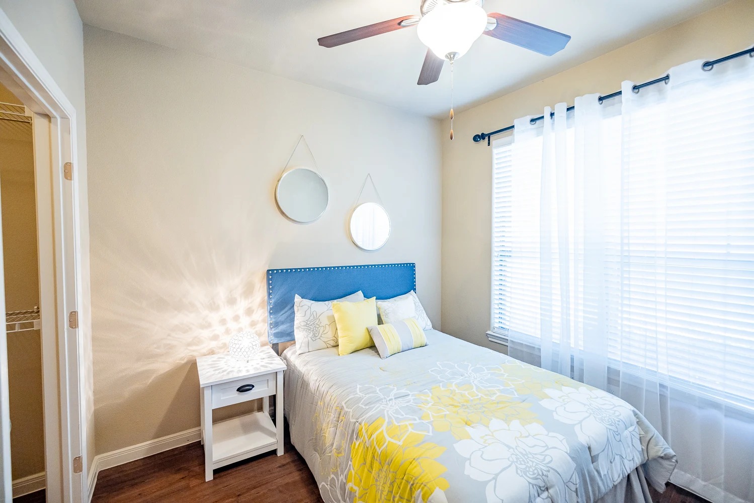 701 Center Ridge Drive, Unit 912 Austin, TX 78753 - Photo 4 of 20 $99 app/admin special! *on San Jacinto and Pennybacker floorplans