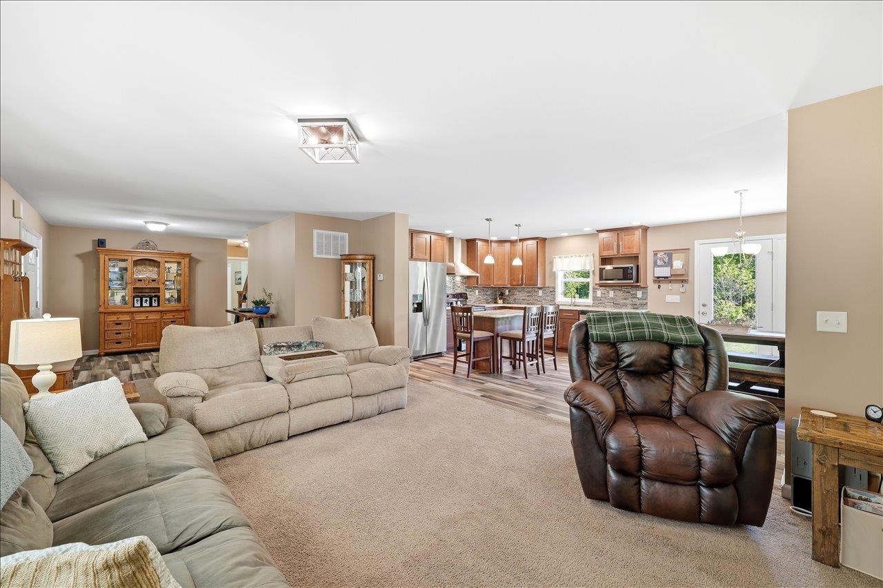 324 Lofton Road Raphine, VA 24472 - Photo 4 of 75 Gallery Image 4