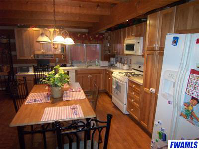 261 East Division Road Huntington, IN 46750 - Photo 17 of 20 Gallery Image 17