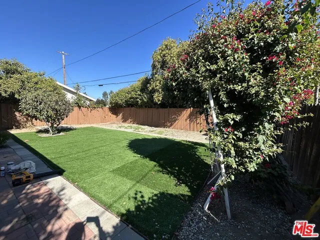 $3,800 | 7516 Whitaker Avenue, Van Nuys, CA 91406