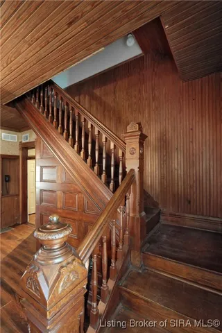 $300,000 | 140 South Sycamore Street, Campbellsburg, IN 47108