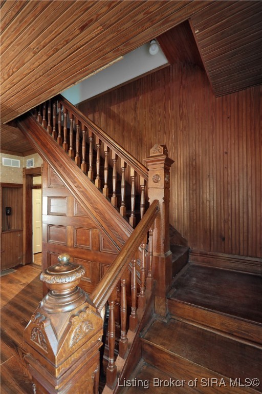 140 South Sycamore Street Campbellsburg, IN 47108 - Photo 11 of 83