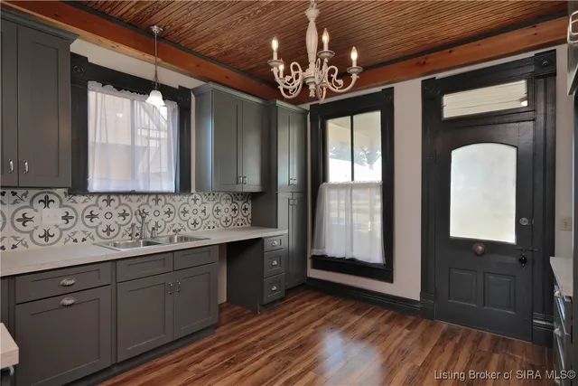 $300,000 | 140 South Sycamore Street, Campbellsburg, IN 47108