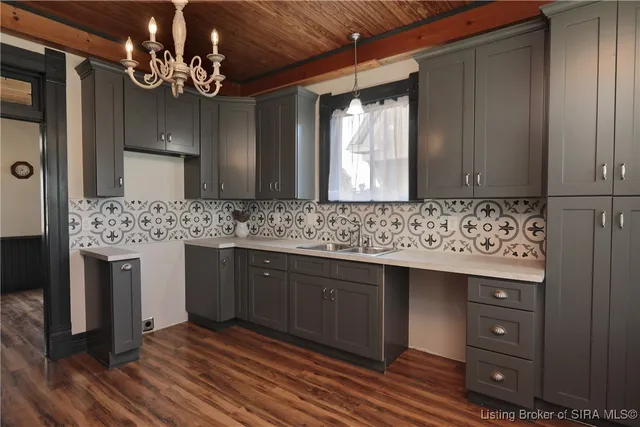 $300,000 | 140 South Sycamore Street, Campbellsburg, IN 47108