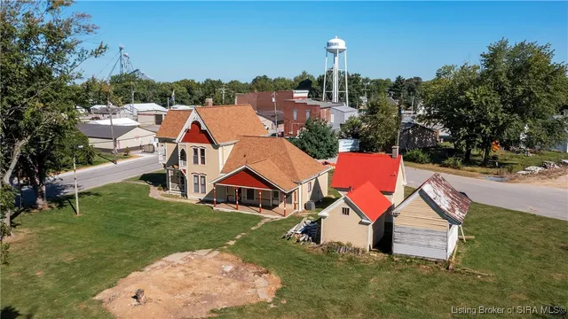 $300,000 | 140 South Sycamore Street, Campbellsburg, IN 47108