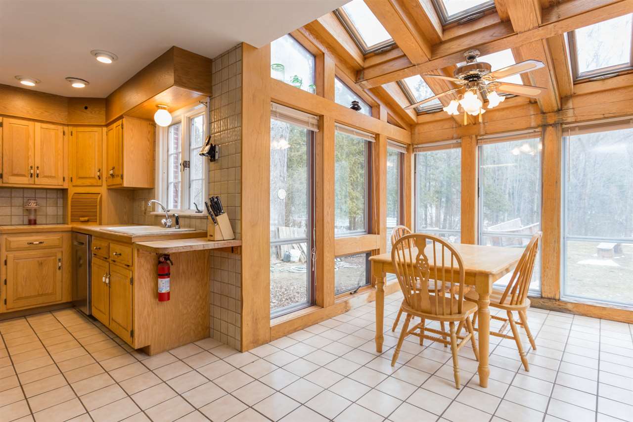8 Langford Road Raymond, NH 03077 - Photo 11 of 40
