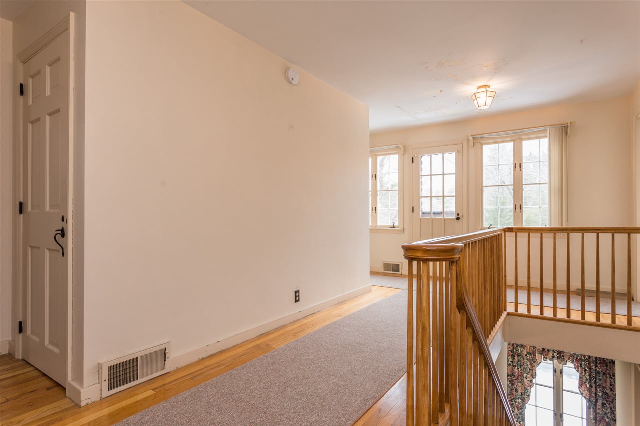 8 Langford Road Raymond, NH 03077 - Photo 24 of 40