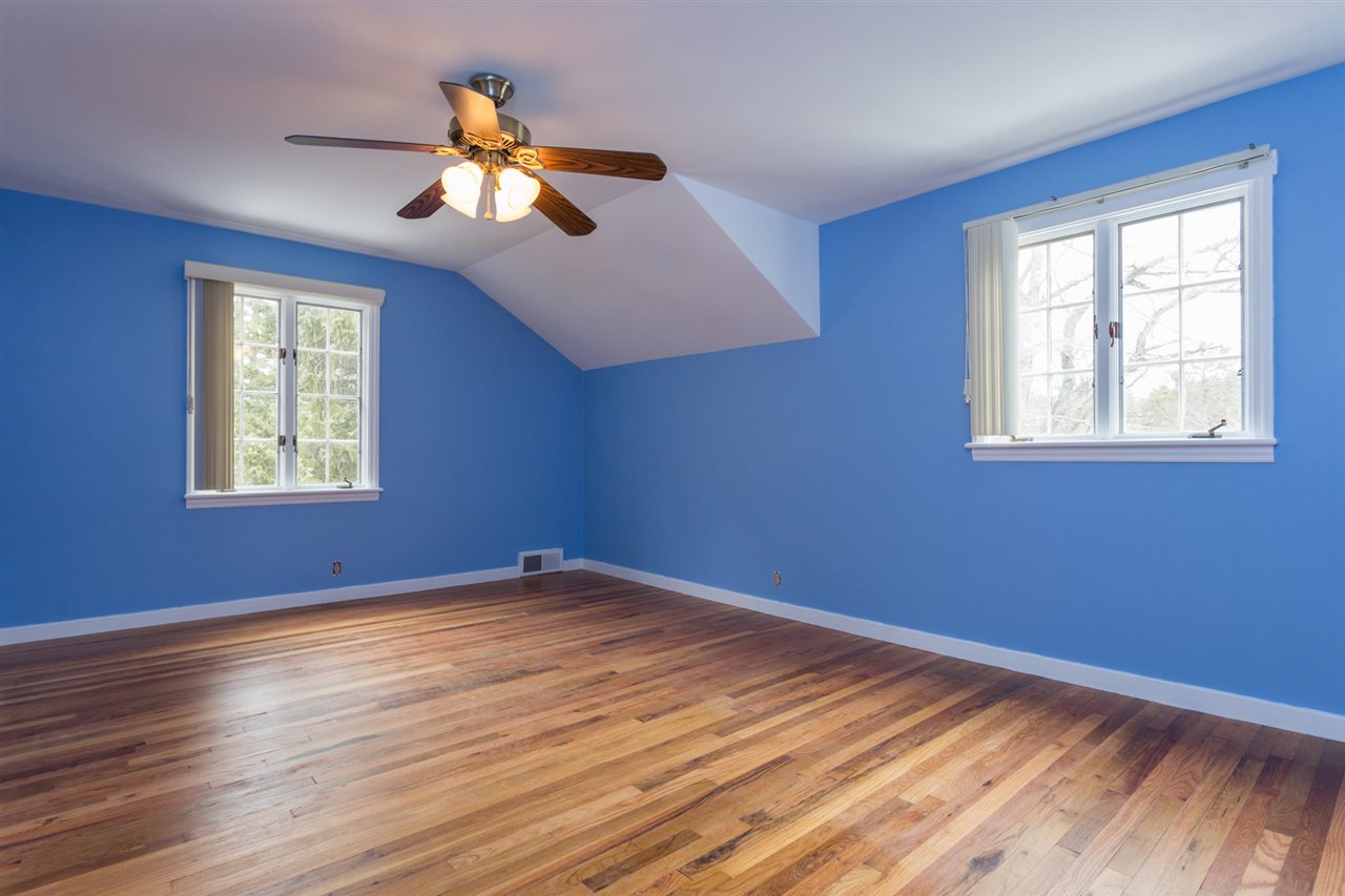 8 Langford Road Raymond, NH 03077 - Photo 32 of 40