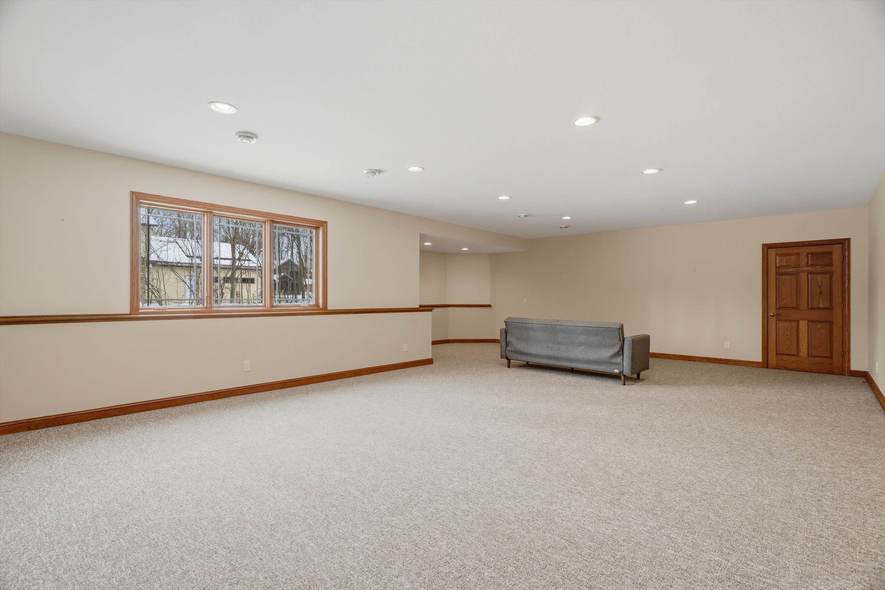 1137 Ridge Road Marshfield, WI 54449 - Photo 33 of 48