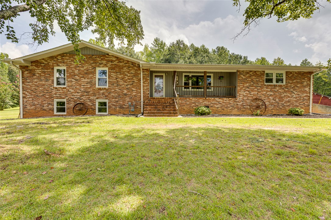 329 Wash Lesley Road Pickens, SC 29671 - Photo 3 of 47 Gallery Image 3