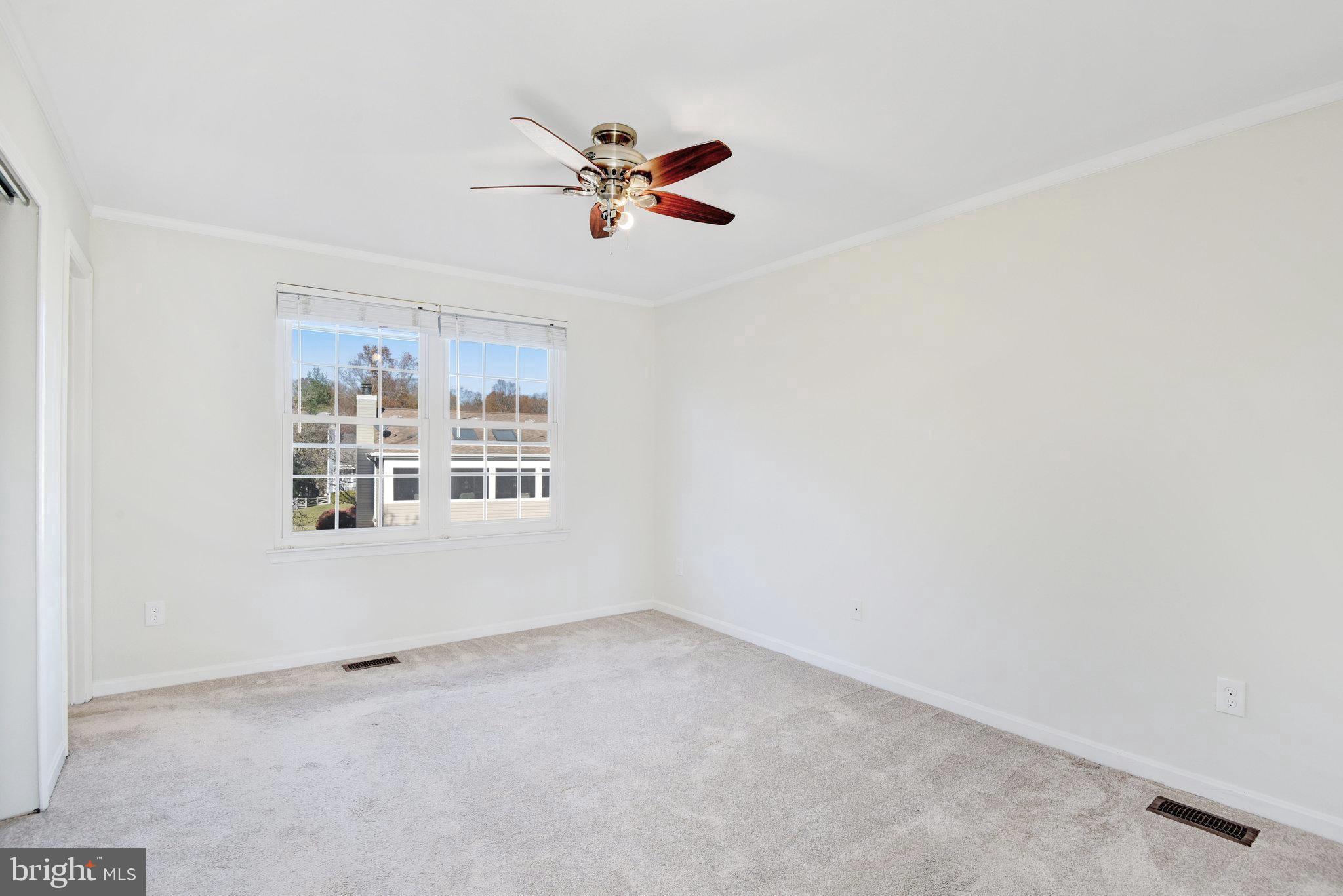 30 Brinks Court Sterling, VA 20165 - Photo 18 of 21