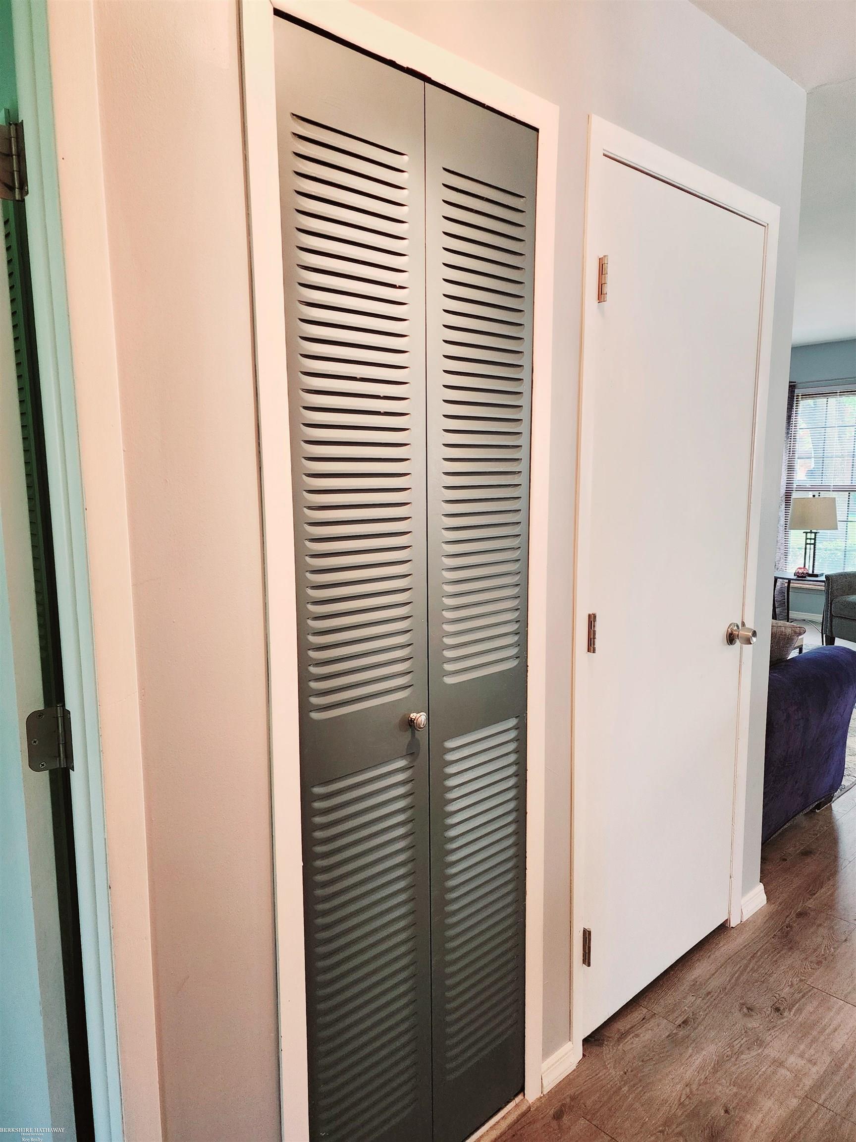 24813 Greenhill Road Warren, MI 48091 - Photo 35 of 51 Hall closet