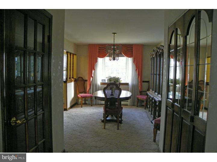 3215 Byberry Road Philadelphia, PA 19154 - Photo 6 of 25 a living room with furniture