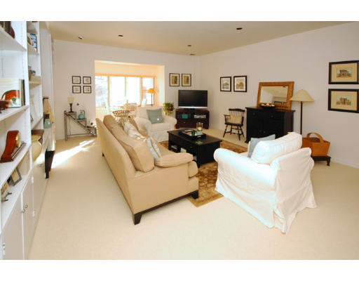 48 Ober Road, Unit 48 Newton, MA 02459 - Photo 5 of 8