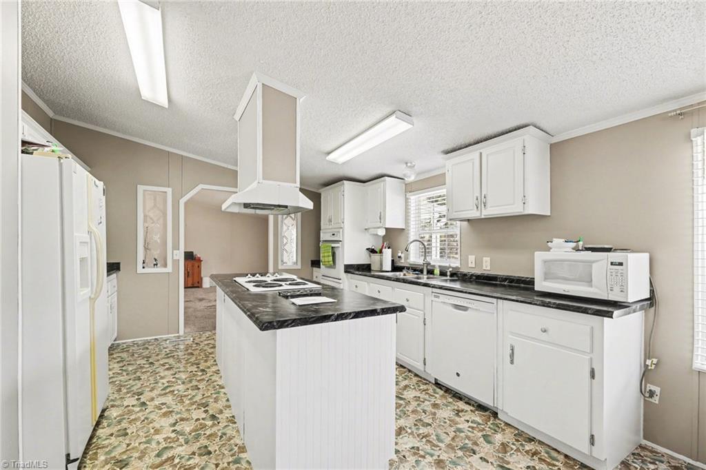 2298 Ray Loop Road Westfield, NC 27053 - Photo 14 of 28