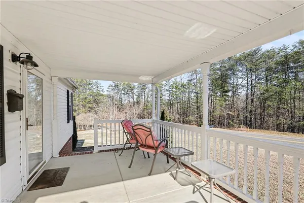 $250,000 | 2298 Ray Loop Road, Westfield, NC 27053
