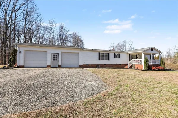 $250,000 | 2298 Ray Loop Road, Westfield, NC 27053