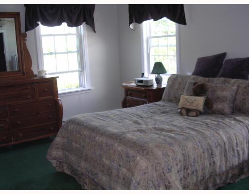 32 Ray Avenue Woonsocket, RI 02895 - Photo 4 of 11 Master Bedroom.