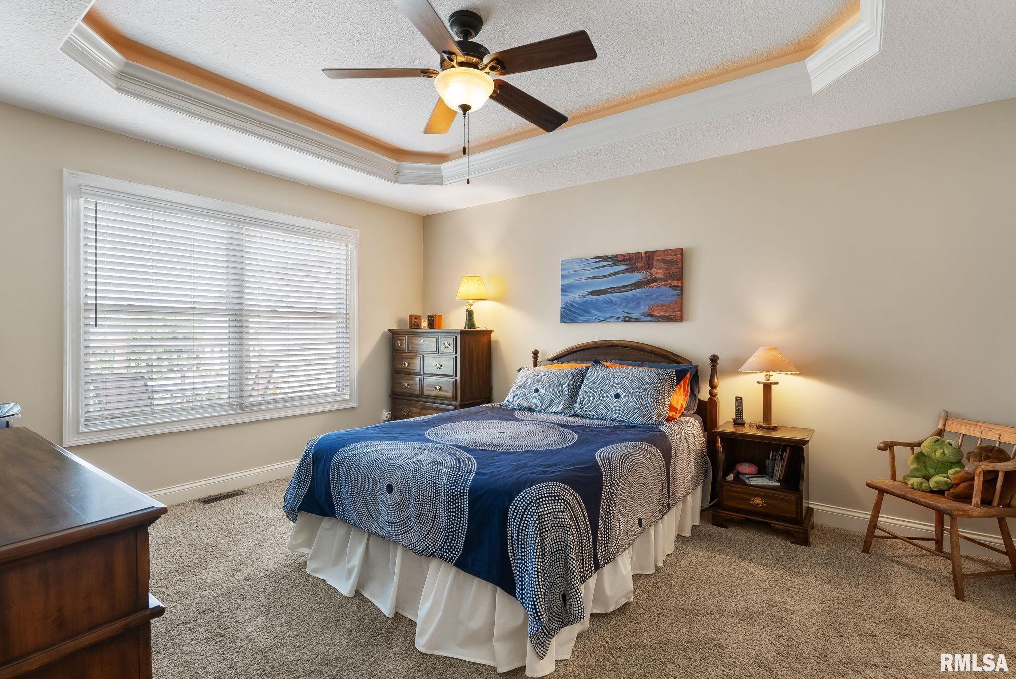 5574 Cavan Crossing Bettendorf, IA 52722 - Photo 15 of 51