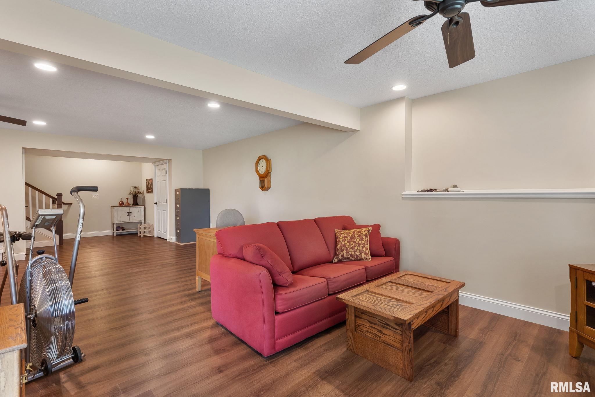 5574 Cavan Crossing Bettendorf, IA 52722 - Photo 27 of 51