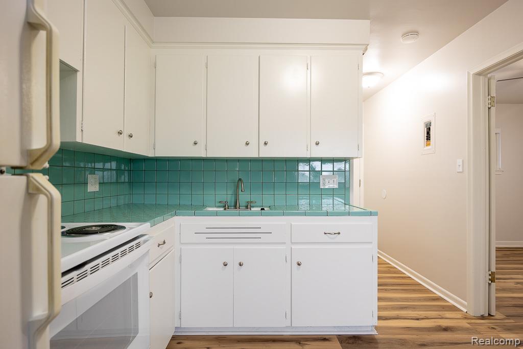 12523 Pennsylvania Road, Unit 2 Riverview, MI 48193 - Photo 12 of 38