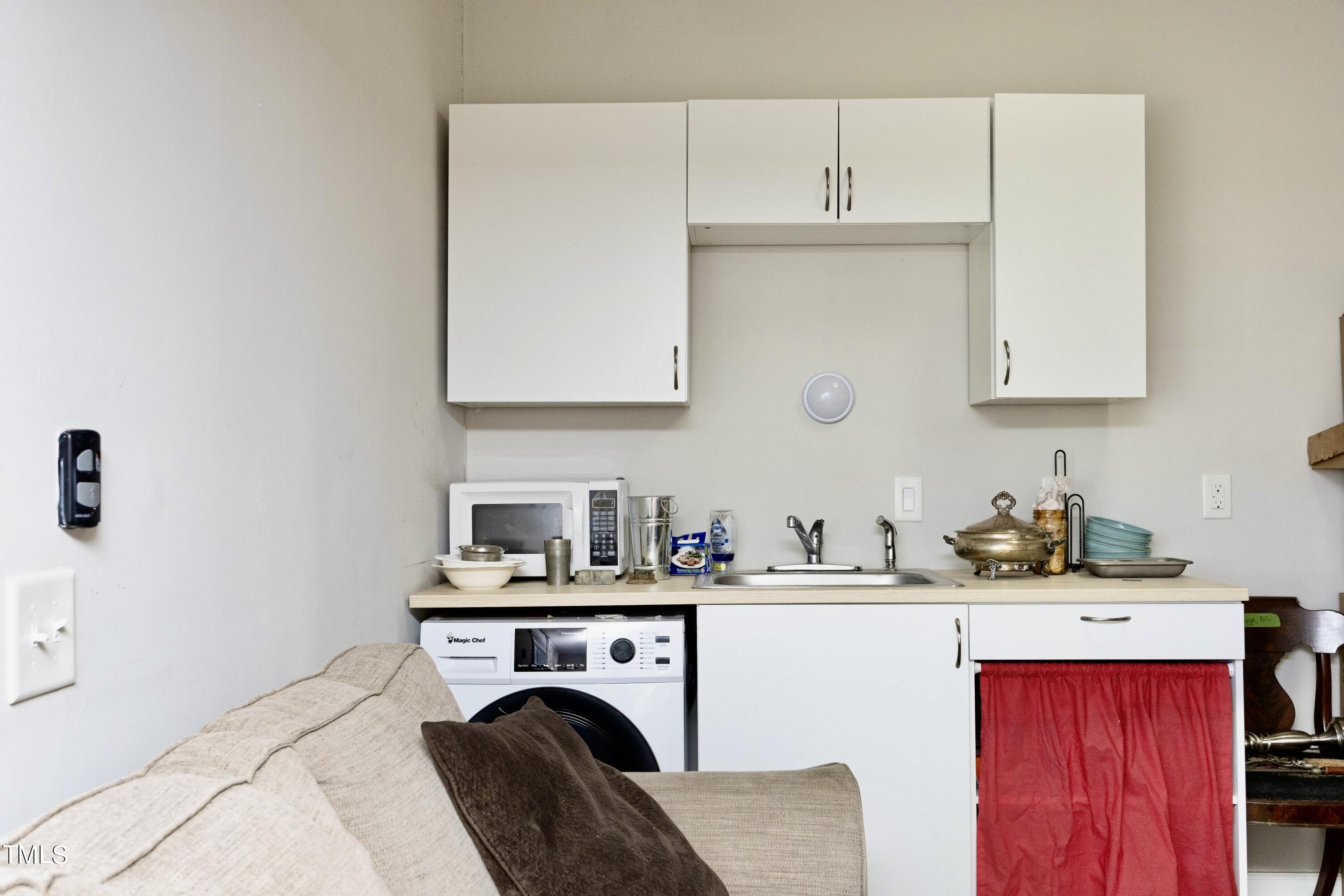 1417 Slate Ridge Road Knightdale, NC 27545 - Photo 38 of 47 37Kitchenette