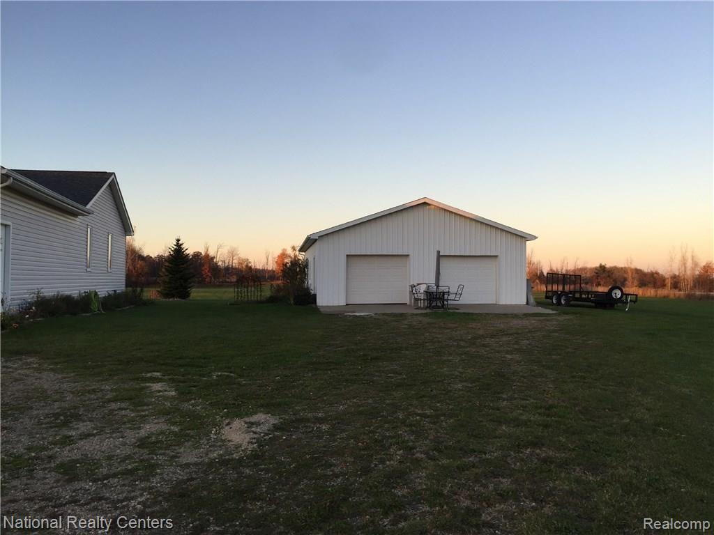 6893 Lothrop Road Imlay City, MI 48444 - Photo 12 of 98 2016-11-07 16.56
