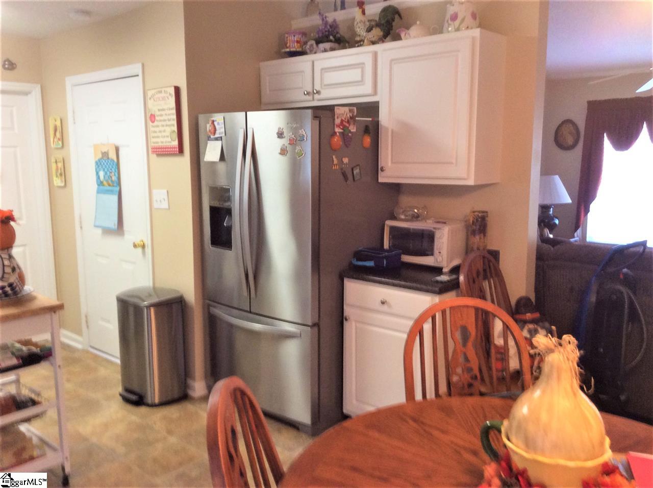 304 Ridgeover Drive Greenville, SC 29617 - Photo 7 of 20 Gallery Image 7