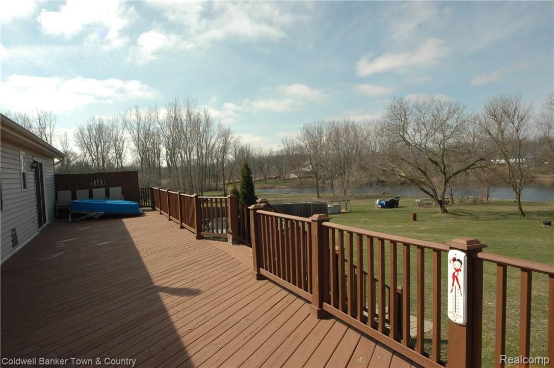 9093 Antcliff Road Howell, MI 48855 - Photo 17 of 30 DSC_0071.JPG