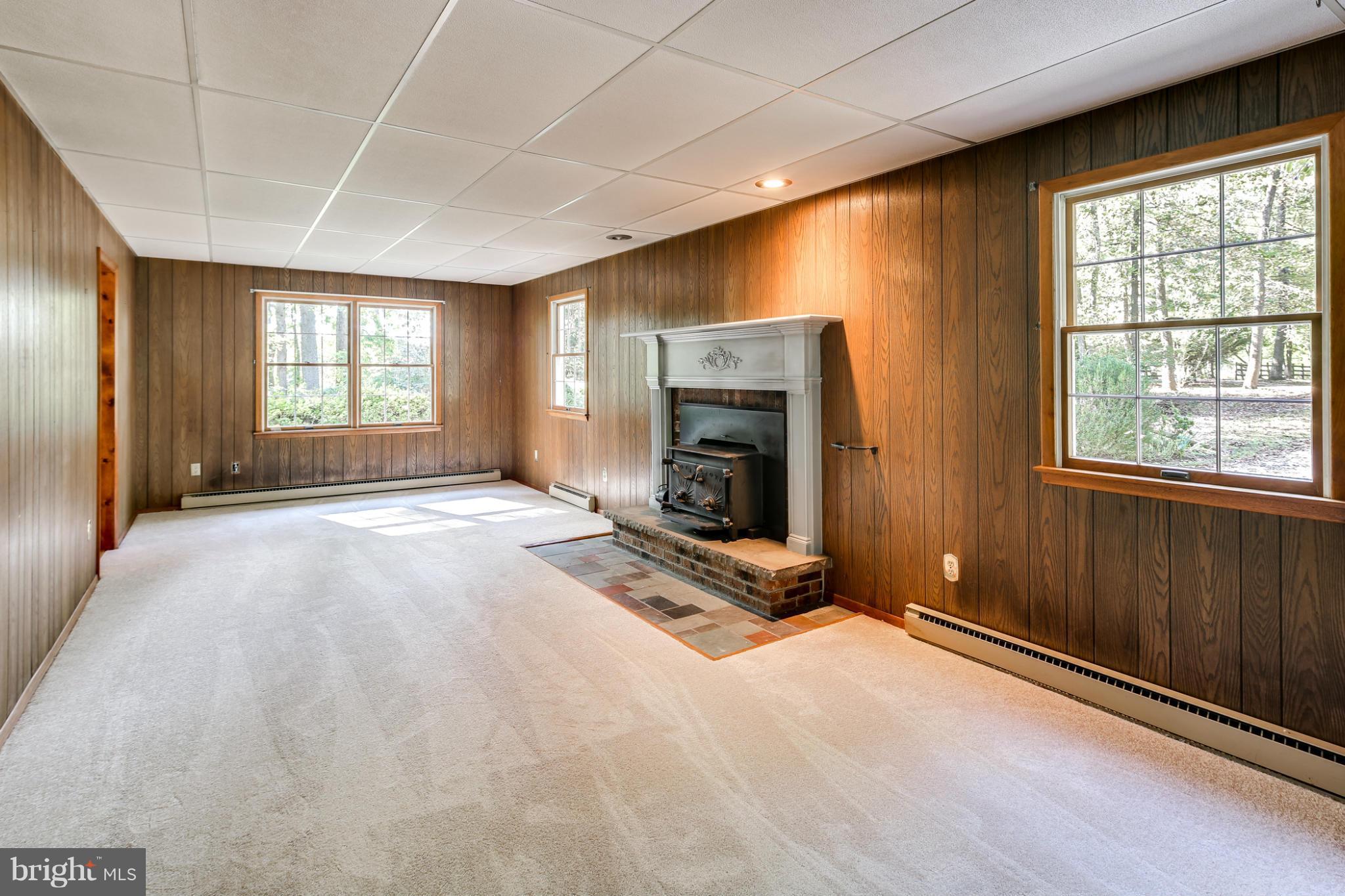 11795 Triadelphia Road Ellicott City, MD 21042 - Photo 11 of 23 Family Room