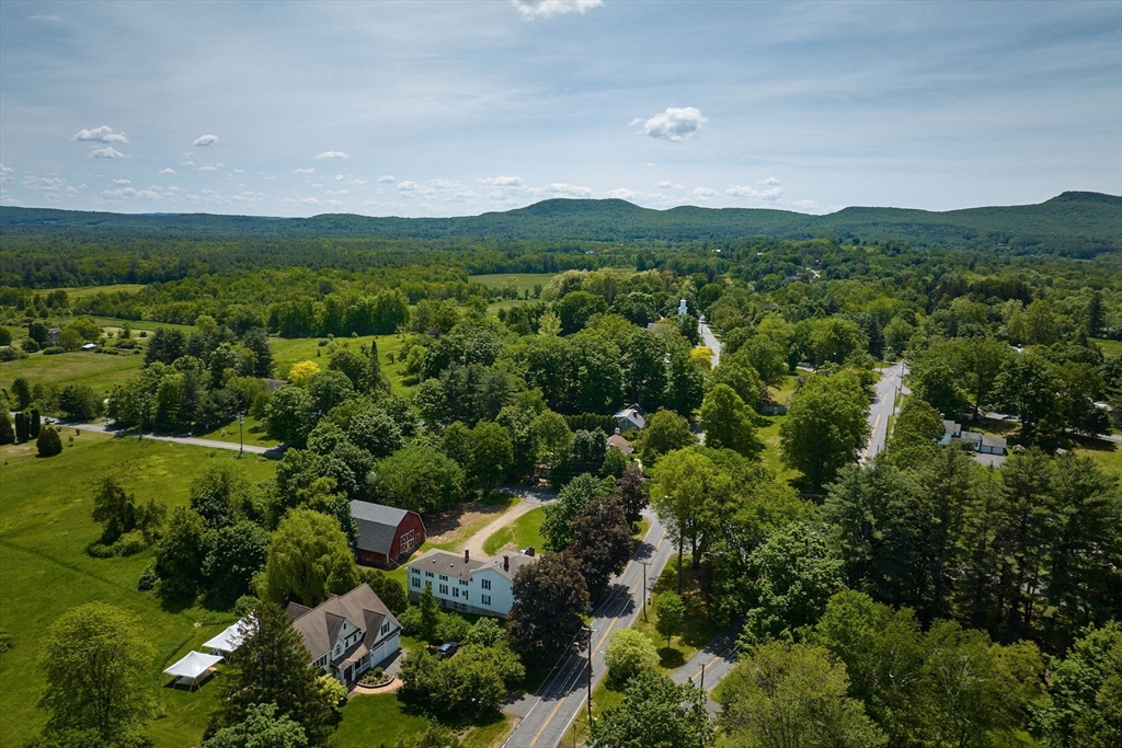 20 Station Road Amherst, MA 01002 - Photo 14 of 17