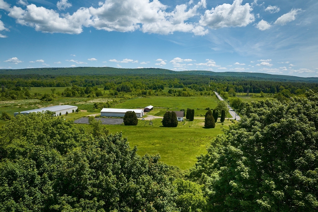 20 Station Road Amherst, MA 01002 - Photo 7 of 17