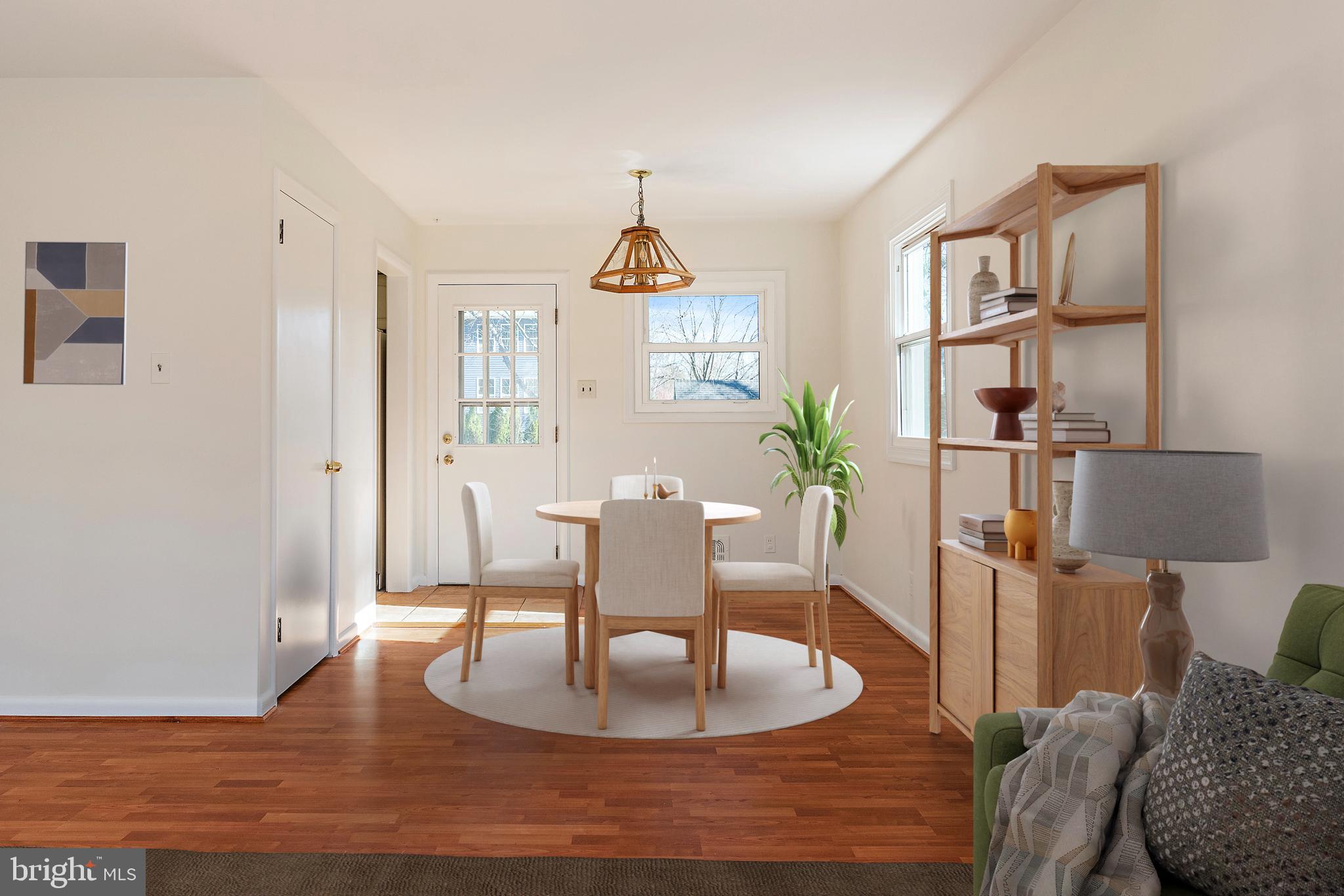 746 Warren Drive Annapolis, MD 21403 - Photo 6 of 47 Virtual Staging - Family Room